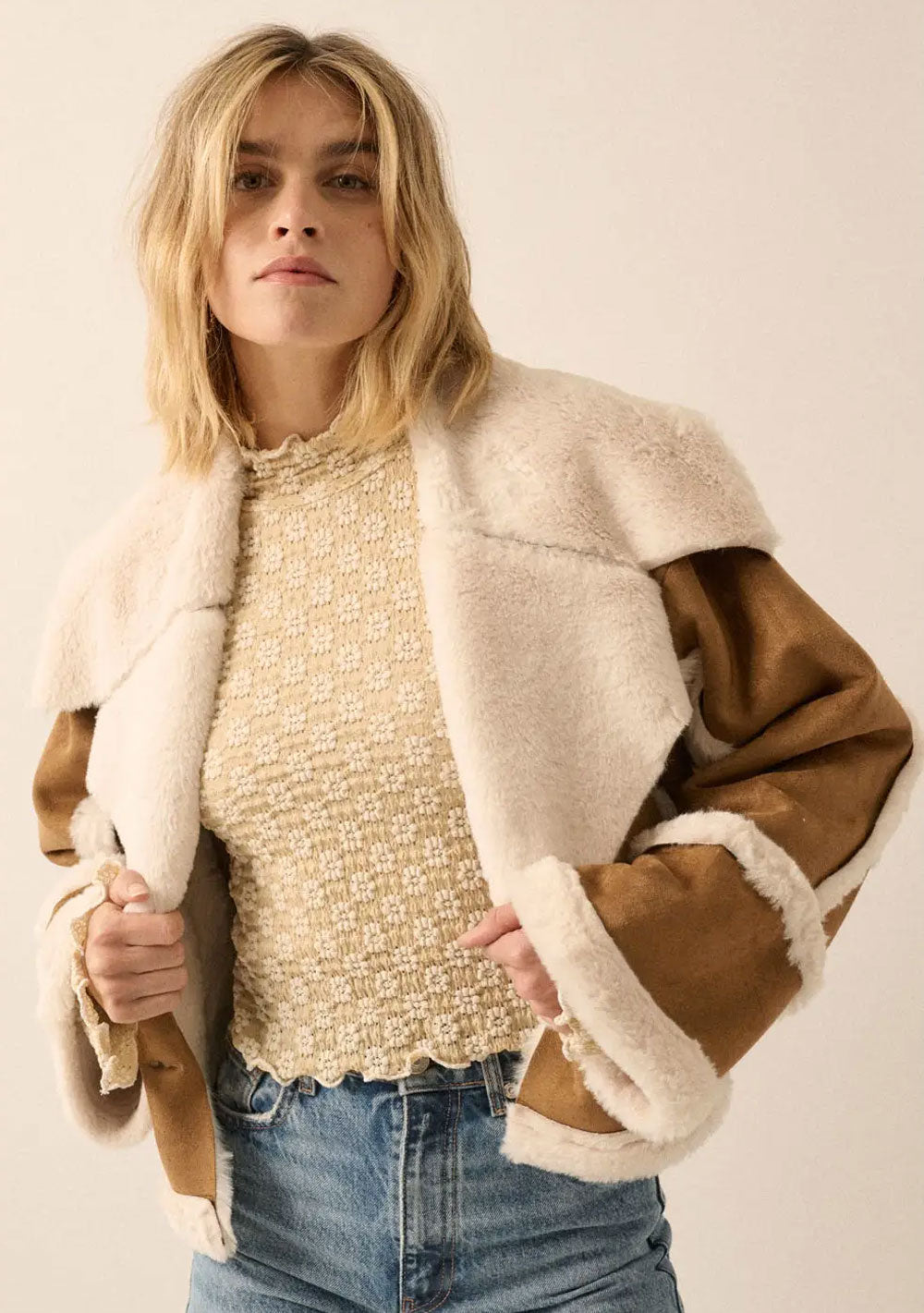 ♡ Jacke aus Velourslederimitat