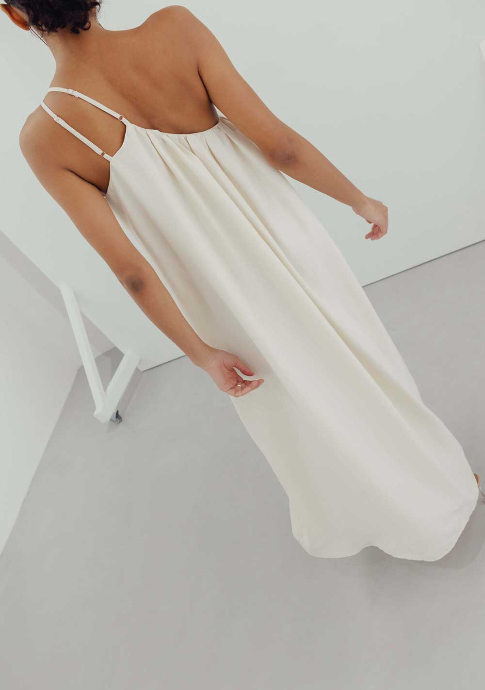 ♡ Maxikleid asymmetrischer Träger