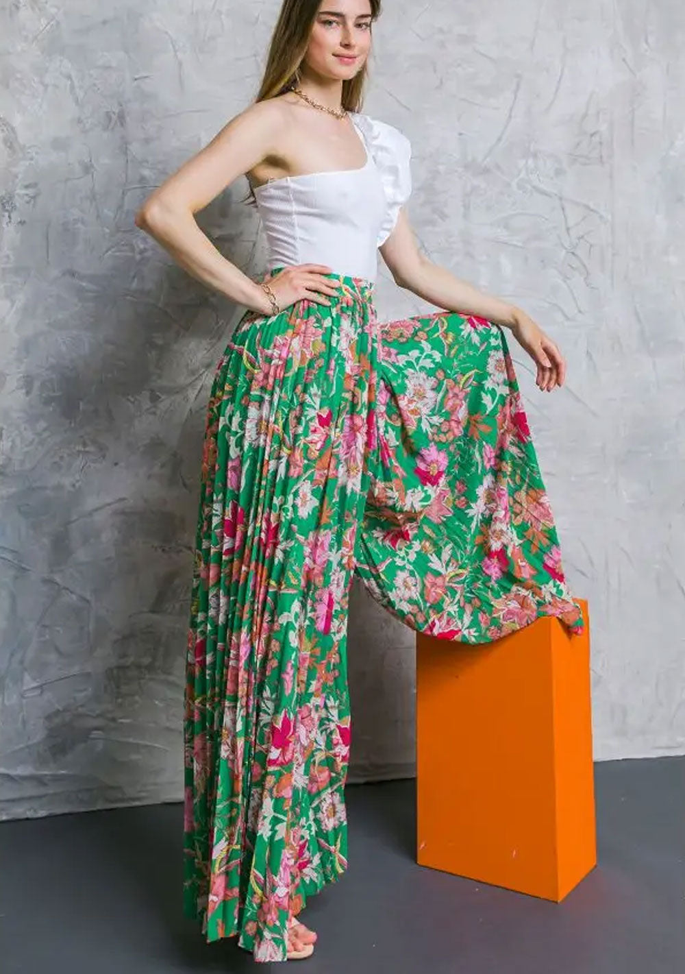♡ Plissierte Hose mit Blumenprint