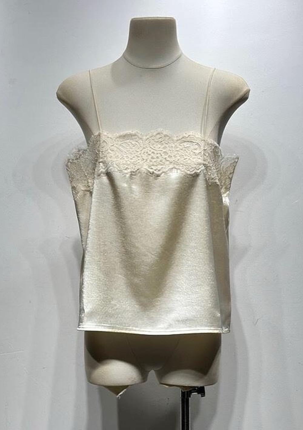 ♡ Satintop mit Spitzenborte