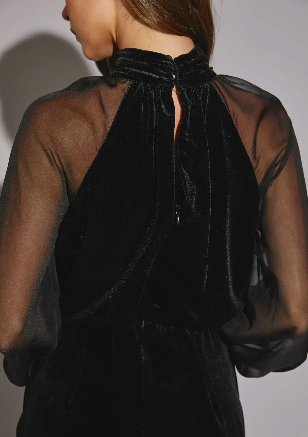 ♡ Kurzer Samt-Jumpsuit