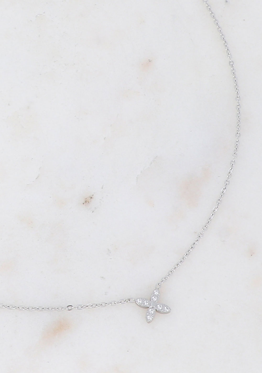 ♡ Halskette mit Blüten und Zirkonia
