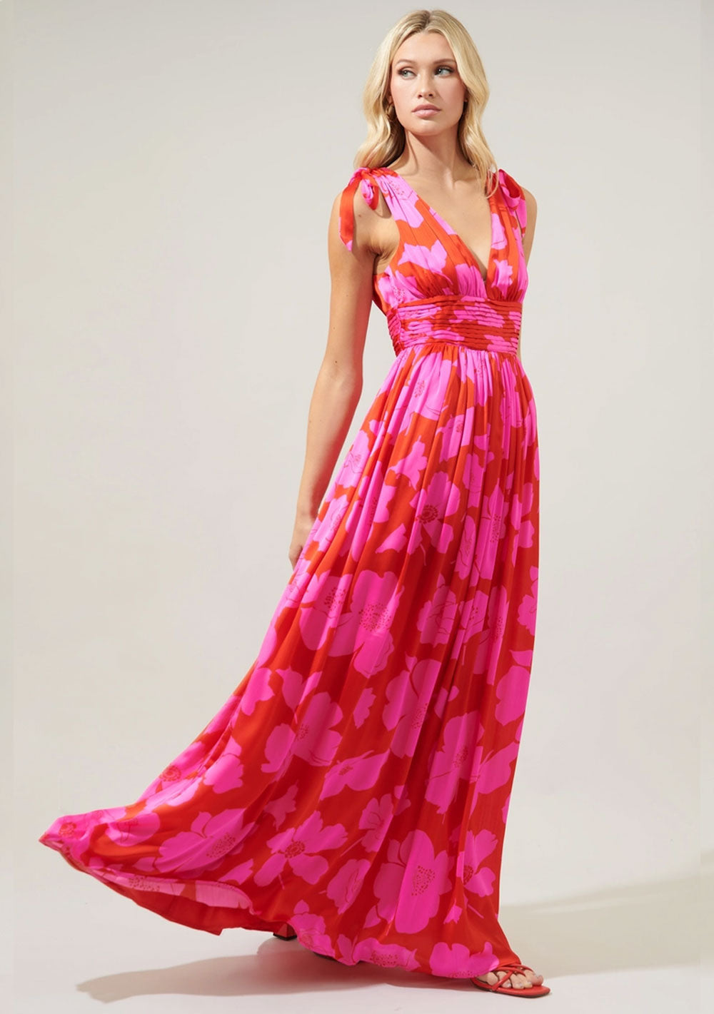 ♡ Maxikleid mit plissiertem Bund