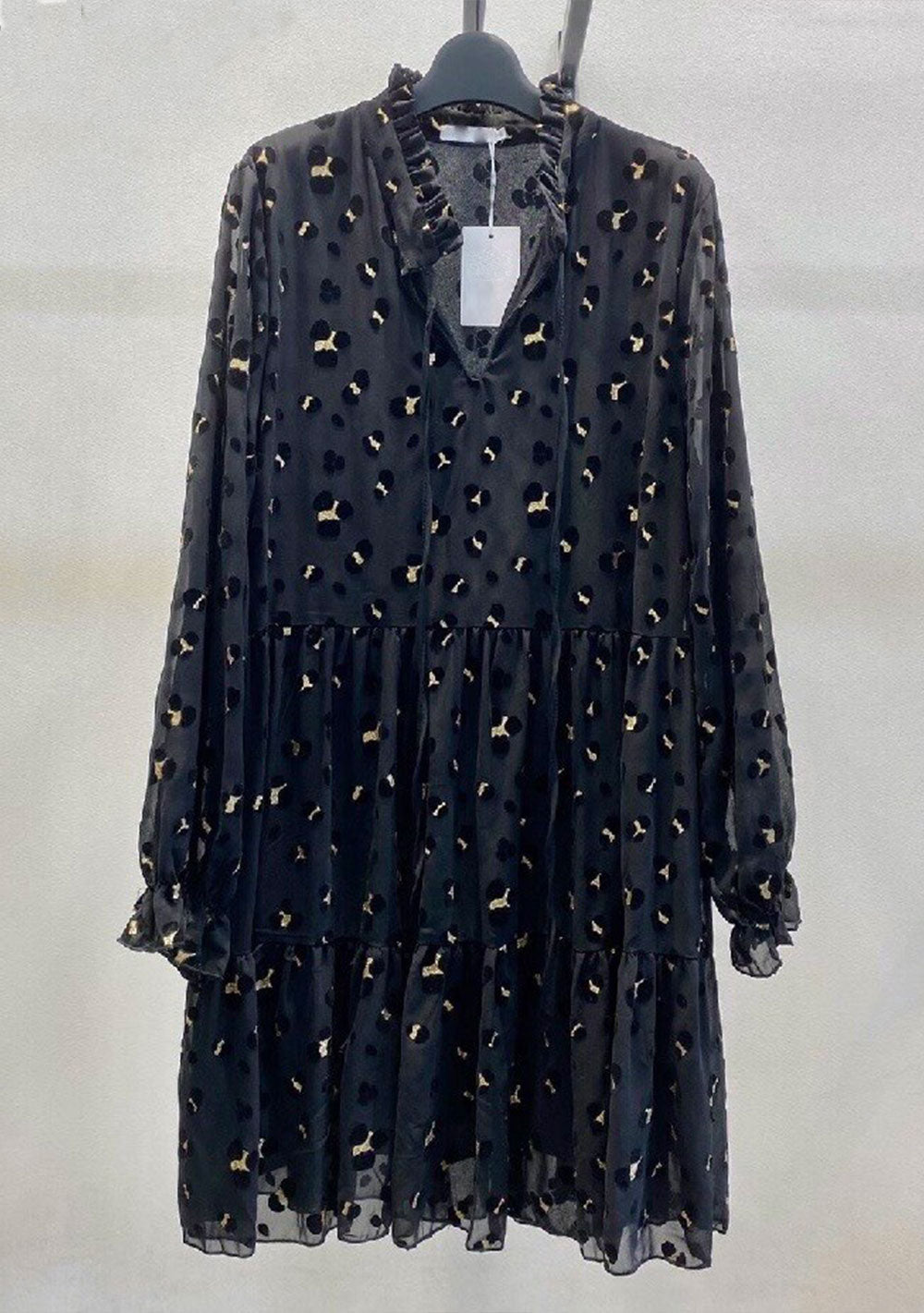 ♡ Minikleid, Leo, Samtdetails