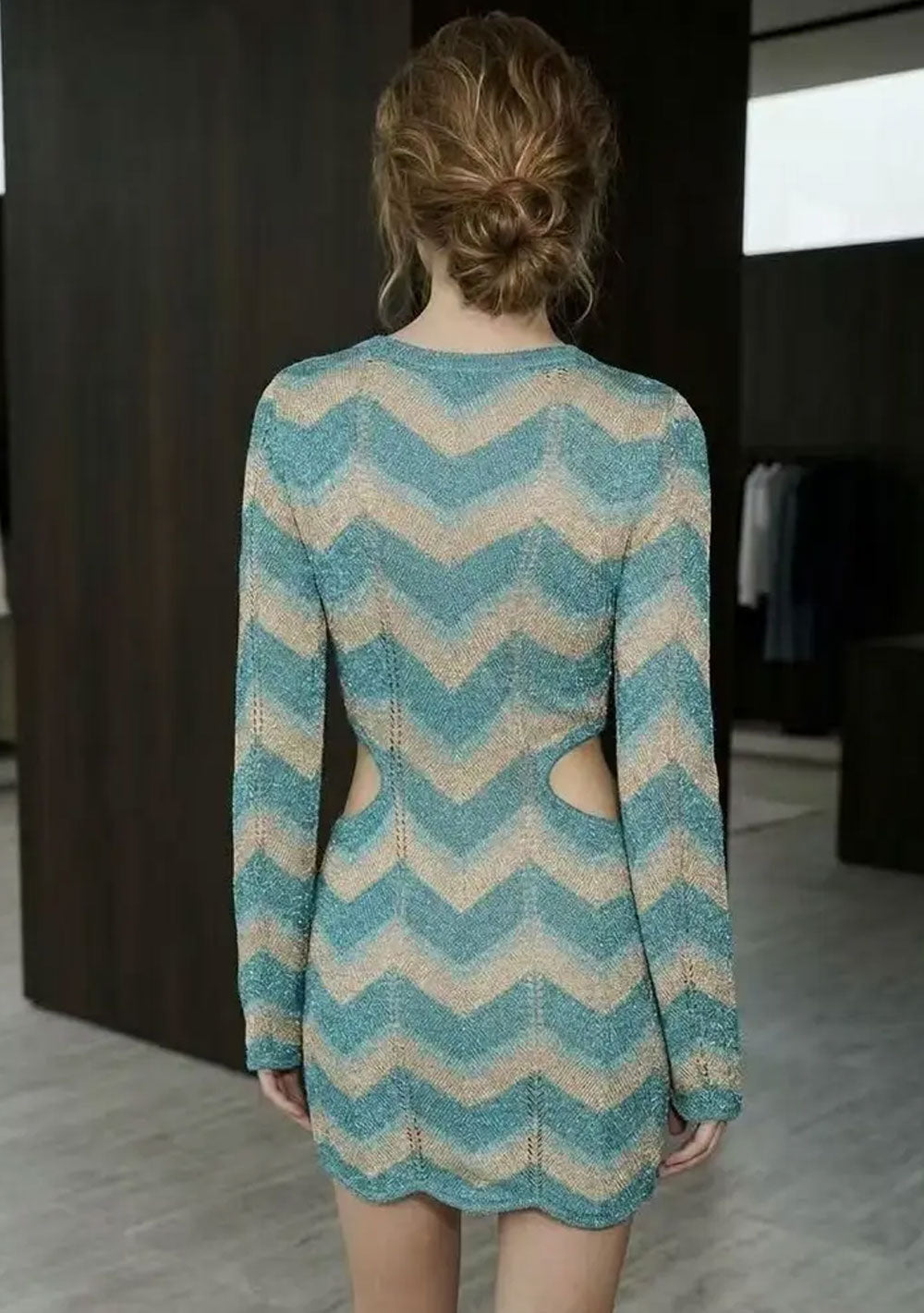 ♡ Kurzes Kleid mit Zickzack-Muster