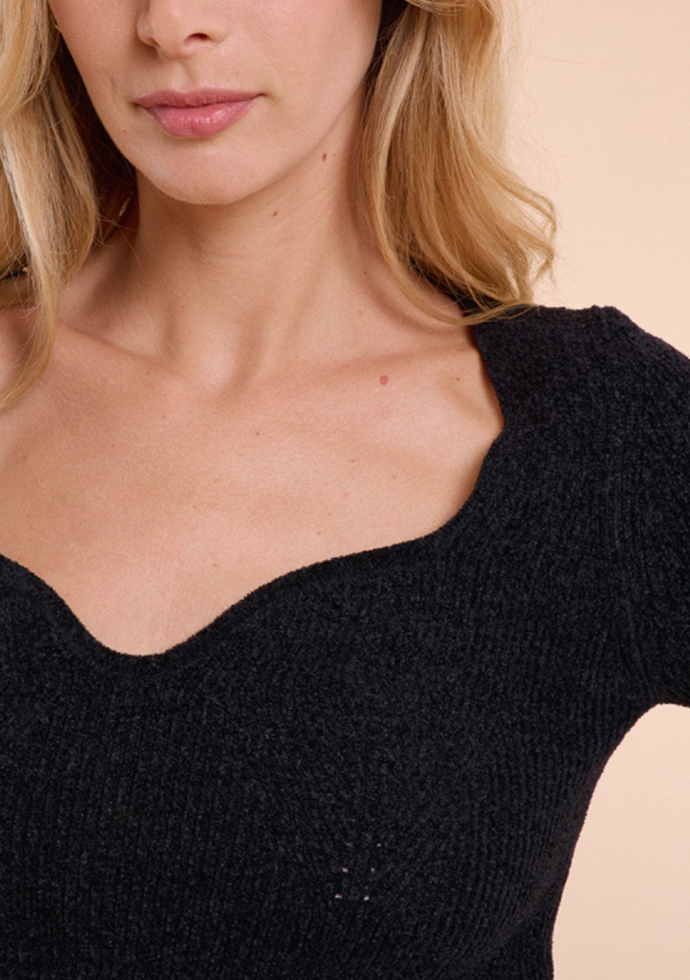 ♡ Rippstrick Pullover mit Herzausschnitt