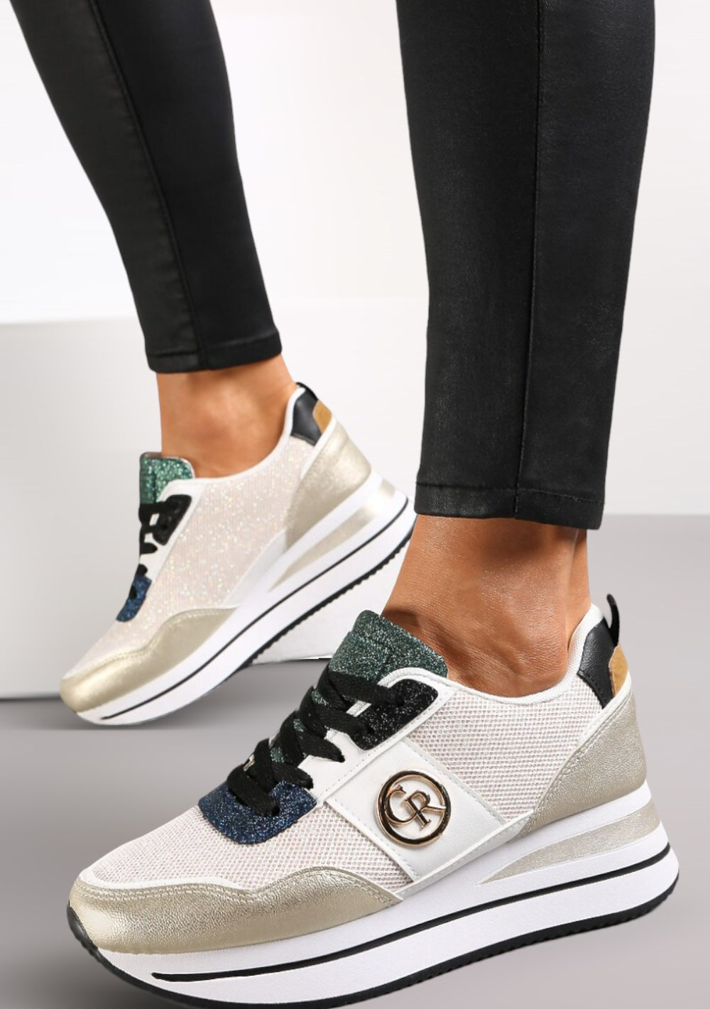 ♡ Sneakers mit Plateausohle