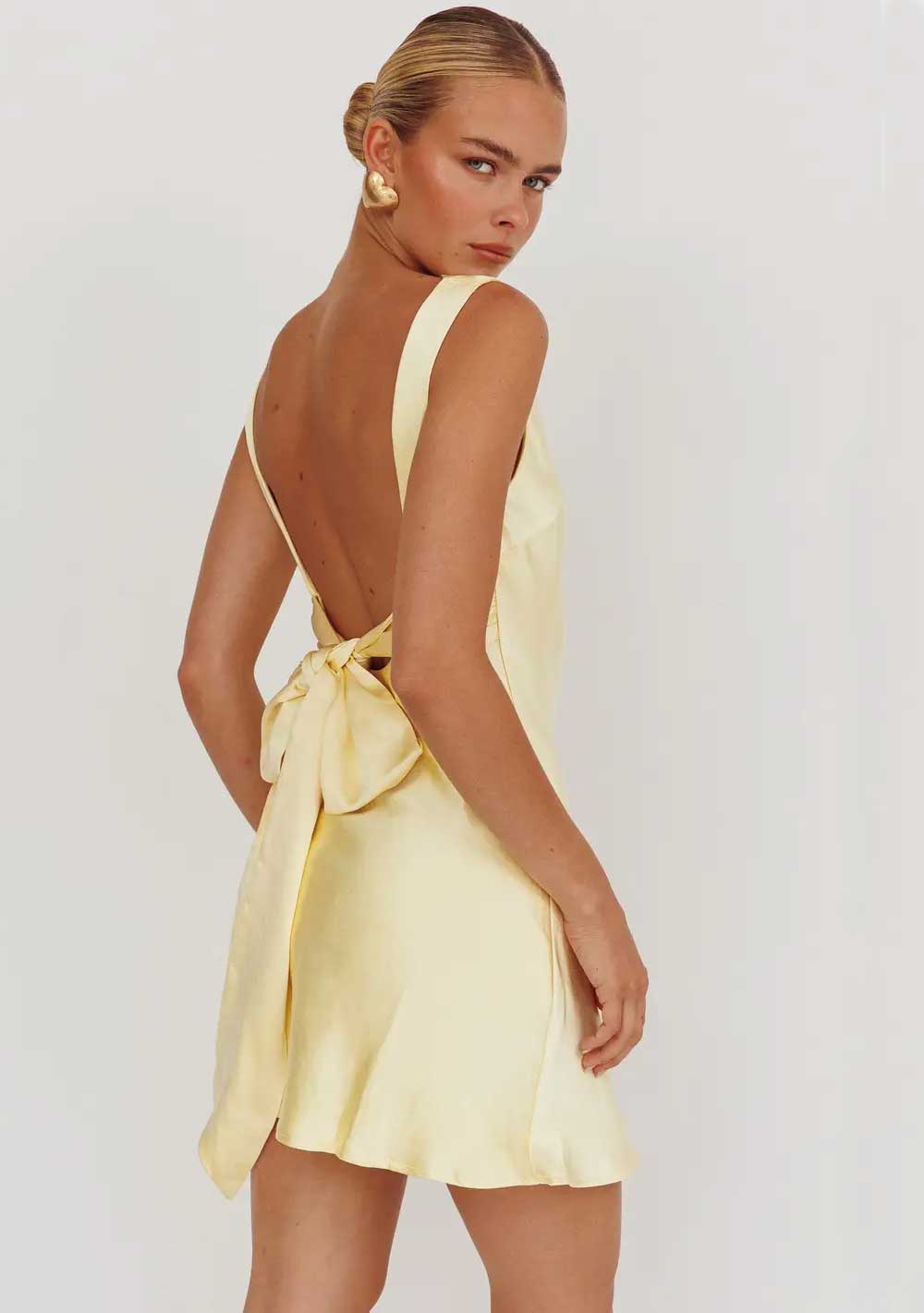 ♡ Minikeid aus Satin