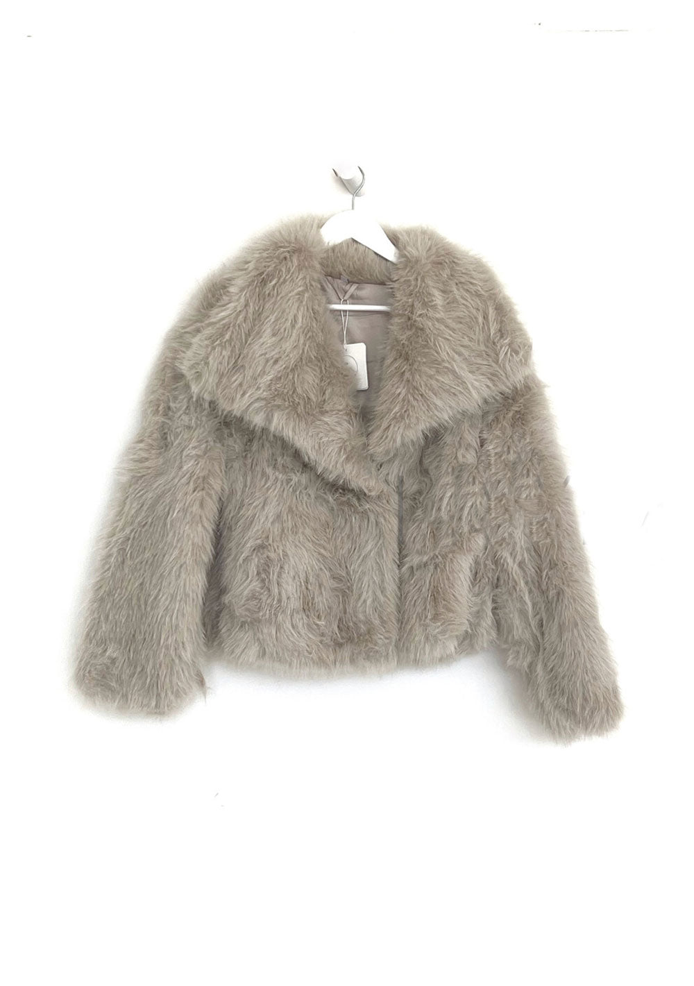 ♡ Kurze Kunstpelz-Jacke mit Kragen