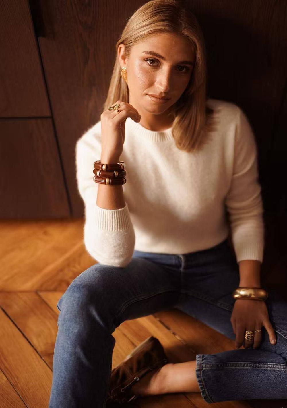 ♡ Rundhals Pullover aus Wolle