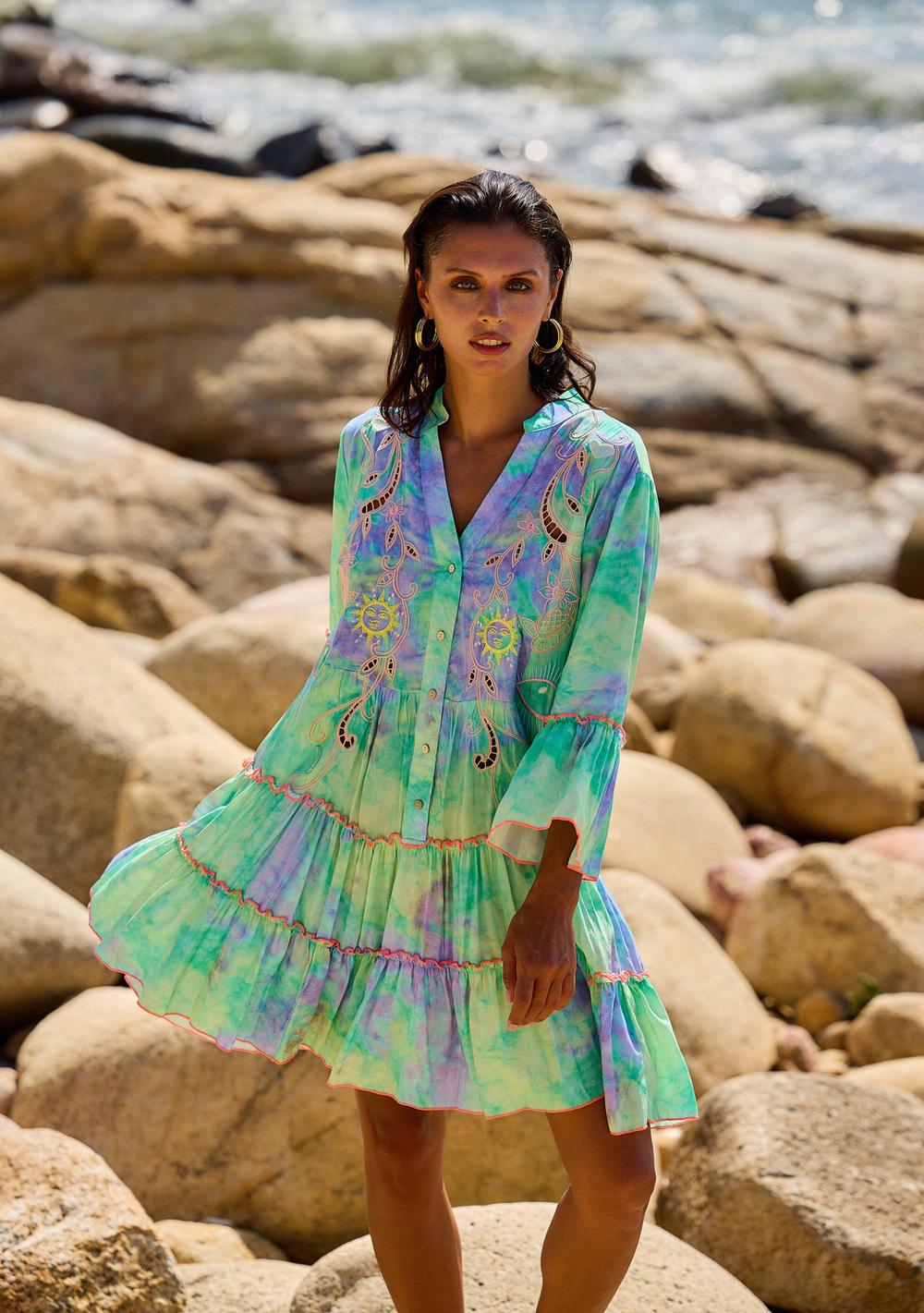 ♡ Minikleid mit Stickereien