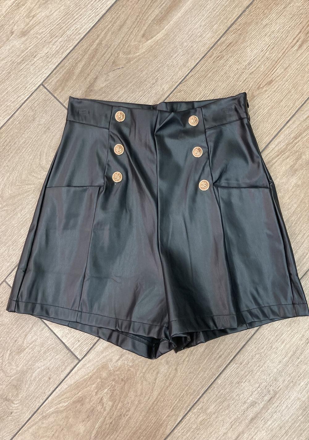 ♡ Kunstleder-Shorts