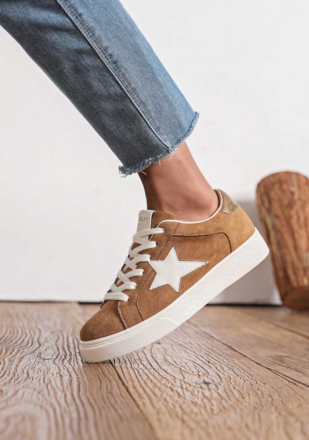 ♡ Wildleder Sneakers mit Stern