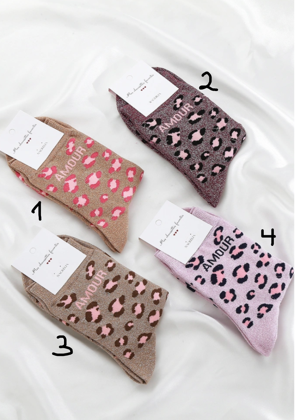♡  Socken, Leoprint, Amour