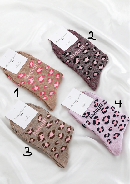 ♡  Socken, Leoprint, Amour