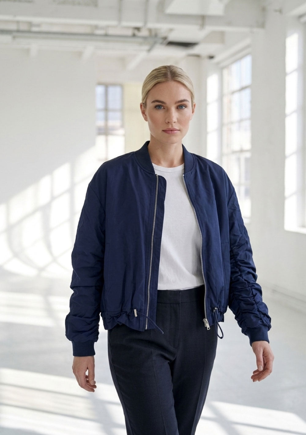 ♡ Bomberjacke mit farbigen Innenfutter