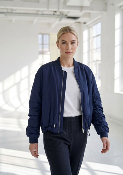 ♡ Bomberjacke mit farbigen Innenfutter