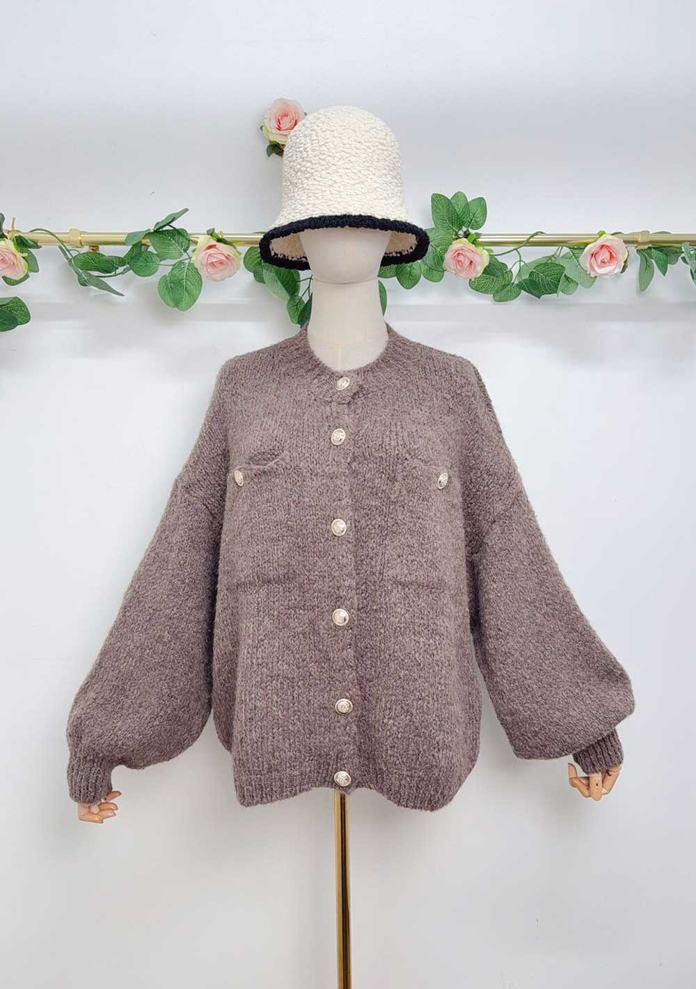 ♡  Cardigan mit Goldknöpfen