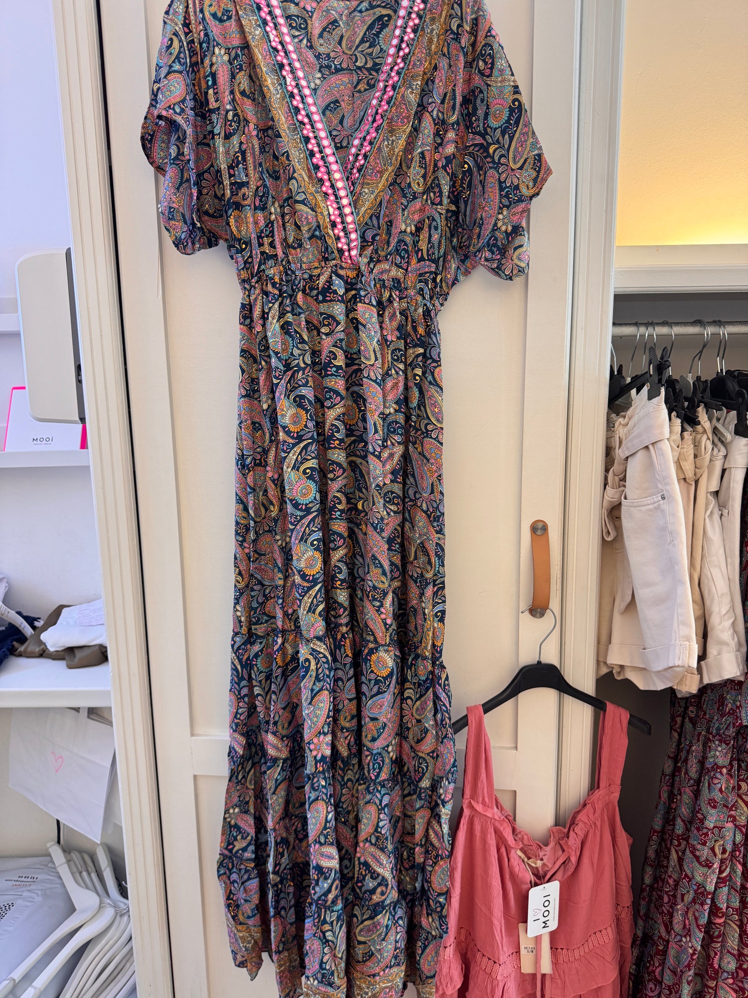 Maxikleid,  Pailsley