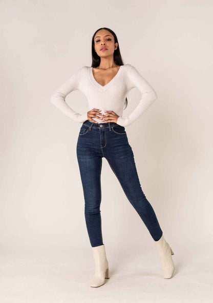 ♡ Hochsitzende Slim Jeans