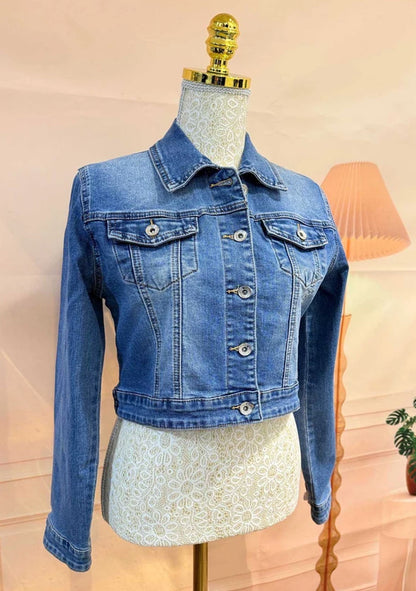 ♡  Extra kurze Jeansjacke mit Stretchmaterial