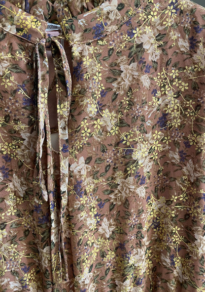 ♡ Minikleid mit Golddetails