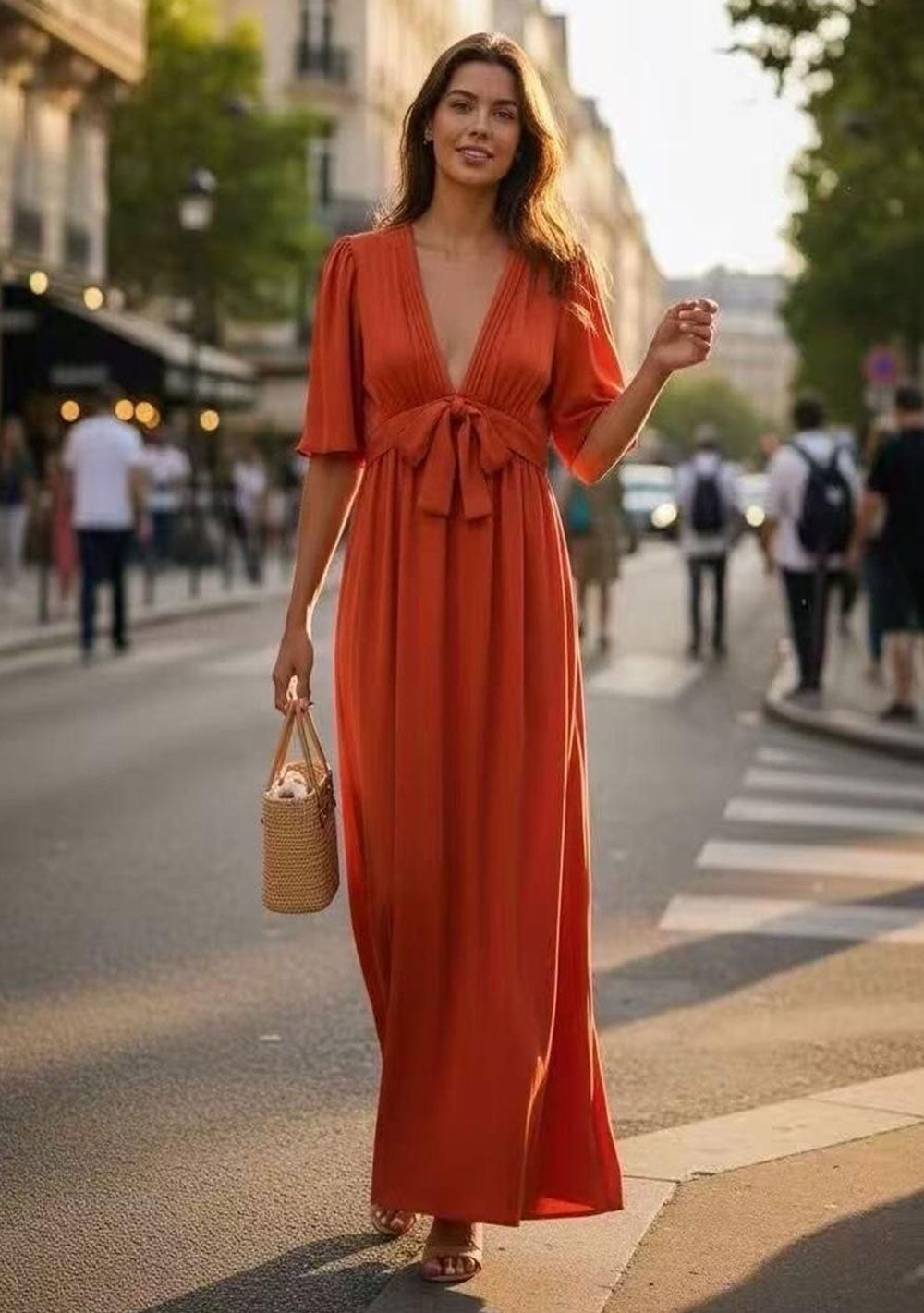 ♡ Maxikleid mit tiefem Ausschnitt