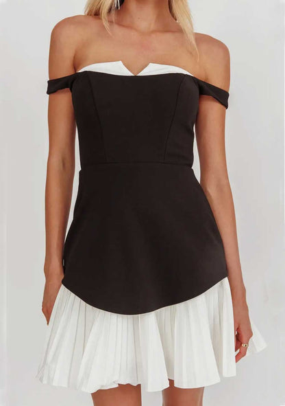 ♡ Minikleid mit Plissee