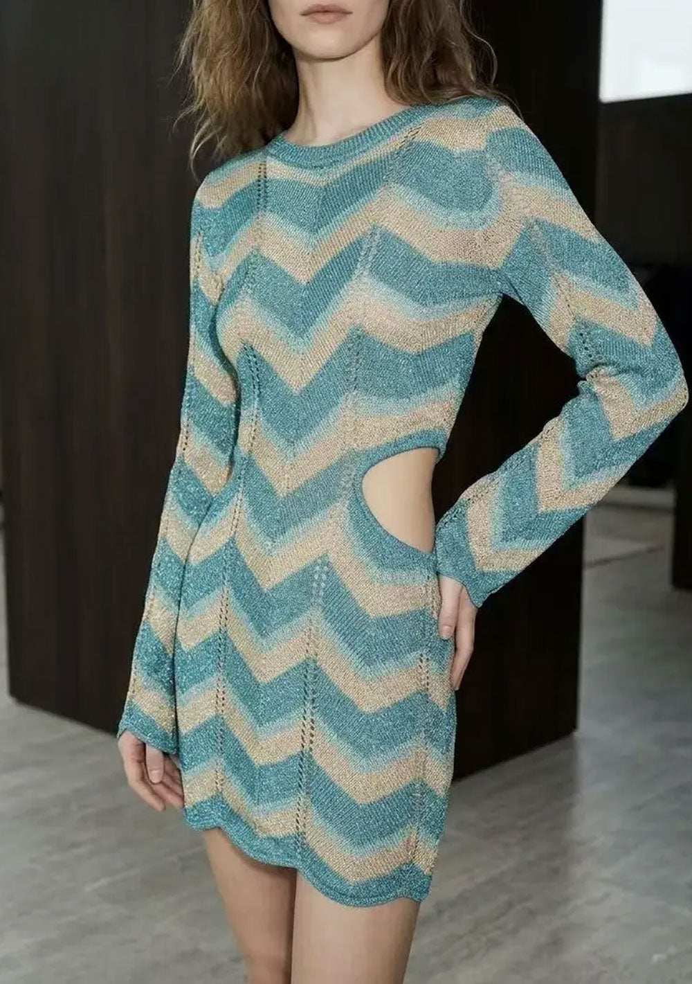 ♡ Kurzes Kleid mit Zickzack-Muster