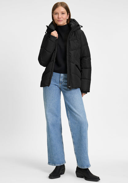 ♡ Taillierte Steppjacke