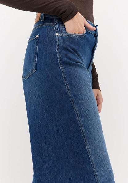 ♡ Jeans mit extra weitem Bein und Naht