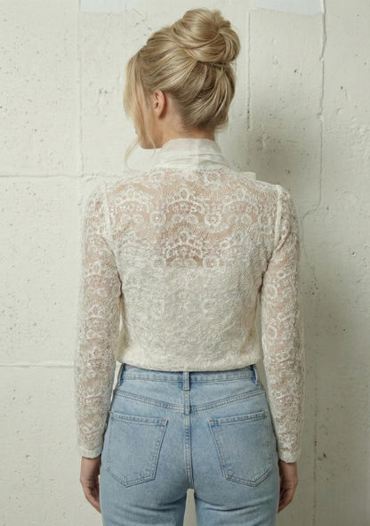 ♡ Spitzenbluse mit Schluppe