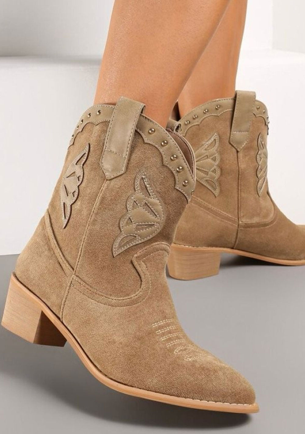 ♡ Cowboystiefel mit Nieten