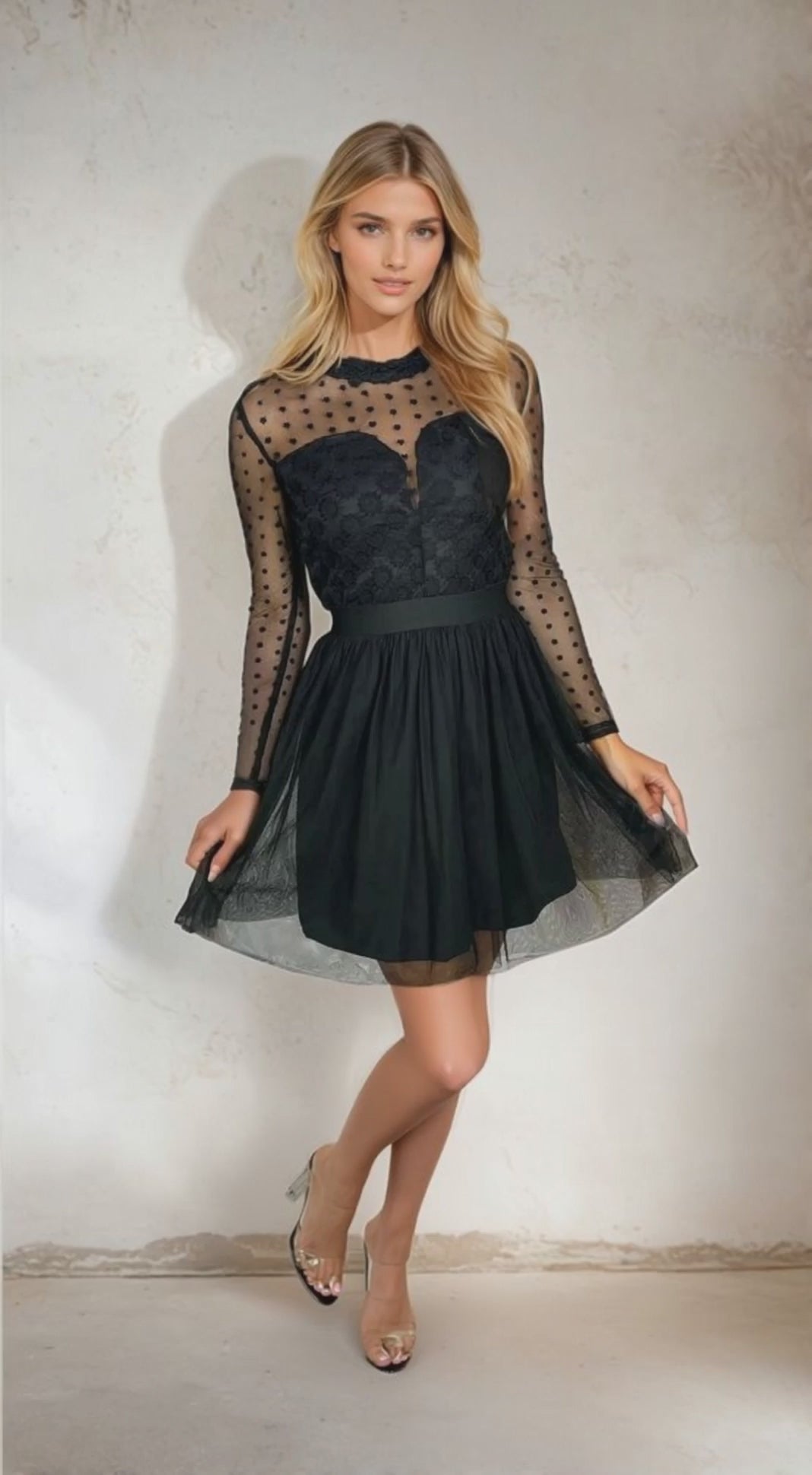 ♡ Minikleid mit Tüll und Dots