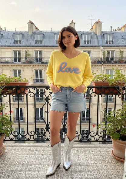 ♡ V-Neck Pullover, LOVE