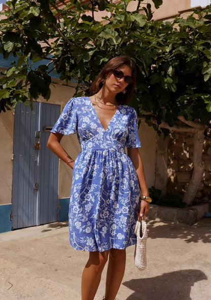 ♡ Geblümtes Minikleid