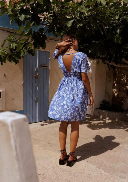 ♡ Geblümtes Minikleid