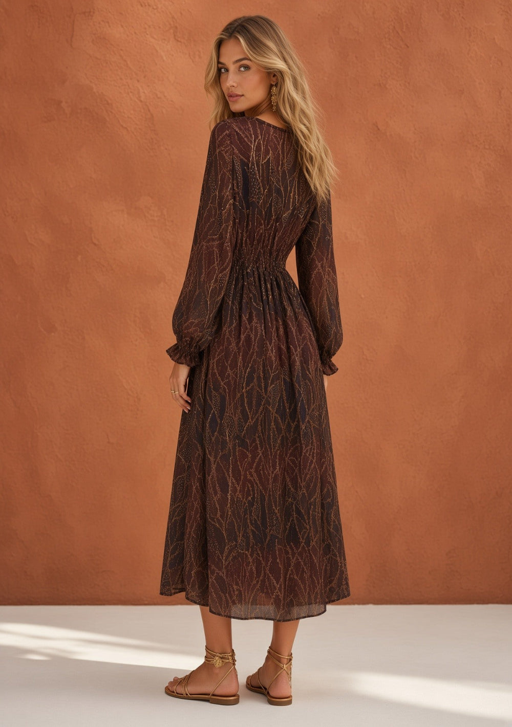 ♡ Midikleid mit V-Neck und Goldprint