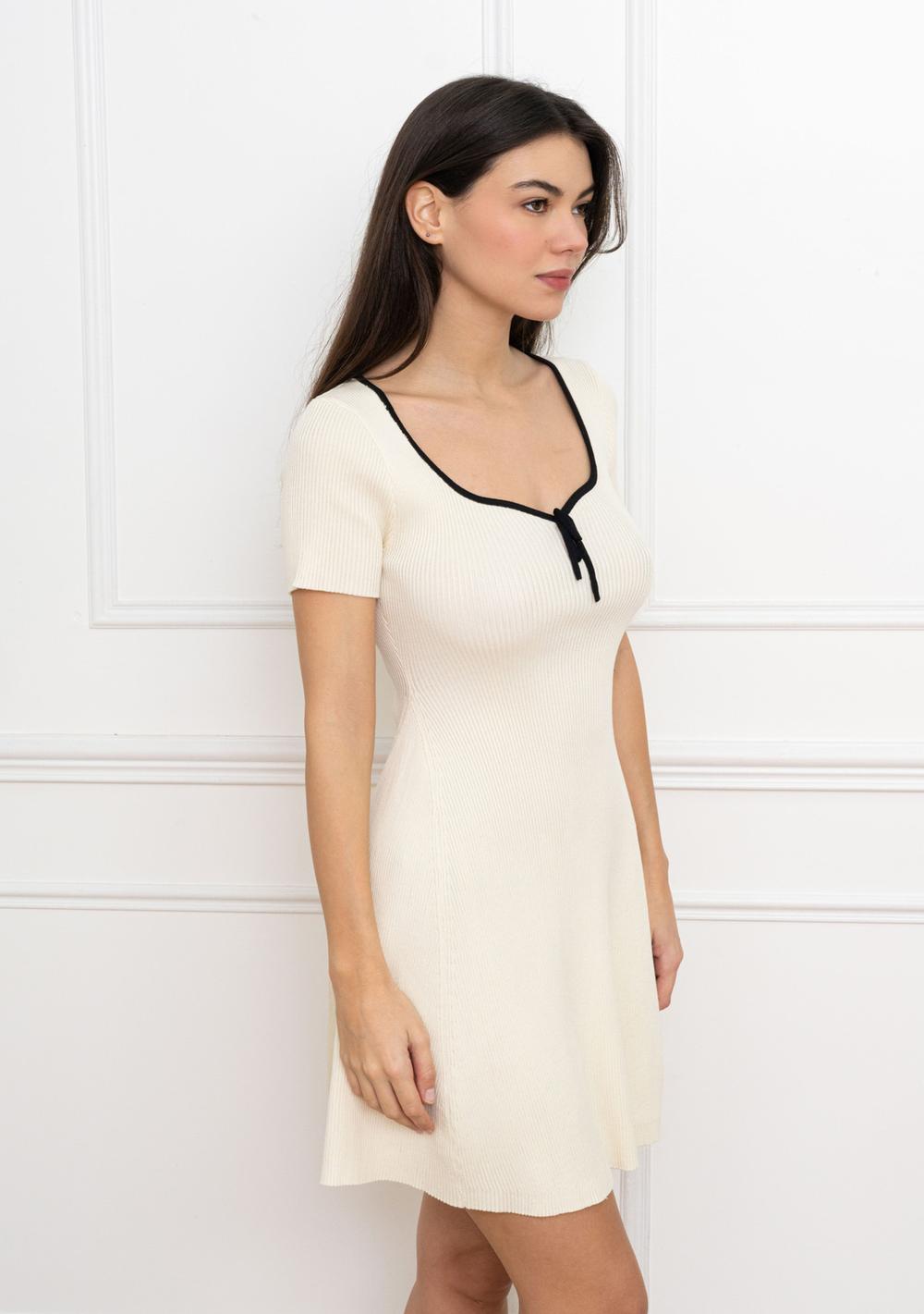 ♡ Kurzes Strickkleid