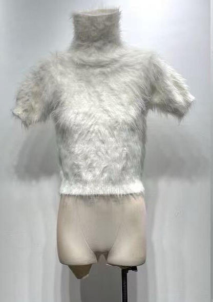 ♡ Kurzarm-Rolli mit Feder-Effekt