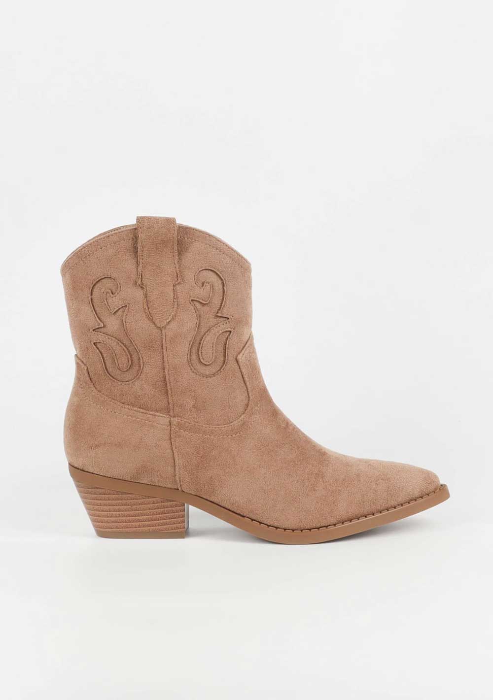 ♡ Cowboy Boots